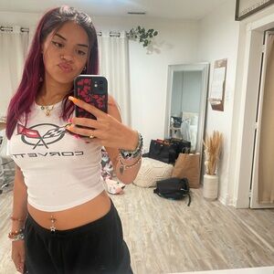 Meet your Posher, Alyssa